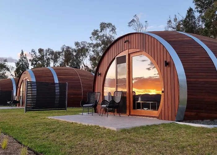 Barrel View Luxury Cabins