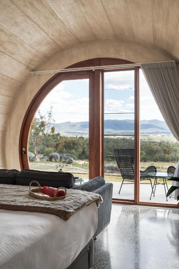 Barrel View Luxury * Ballandean
