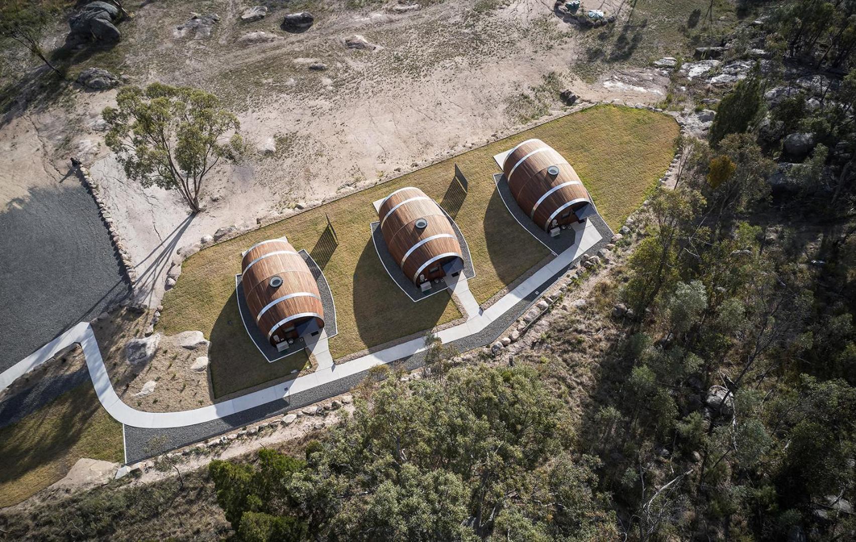 Barrel View Luxury Chalet Ballandean